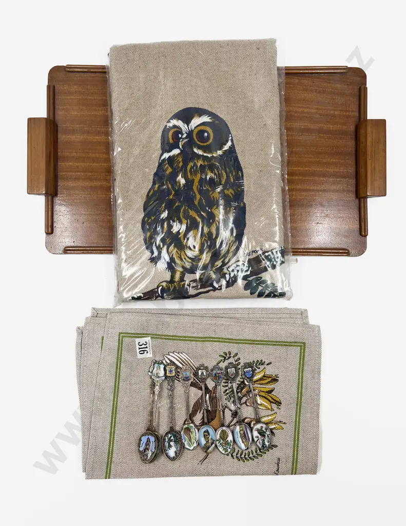 NZ Souvenir Tray Table Cover Mats & Eight Enamel Bowled Teaspoons Image 1++
