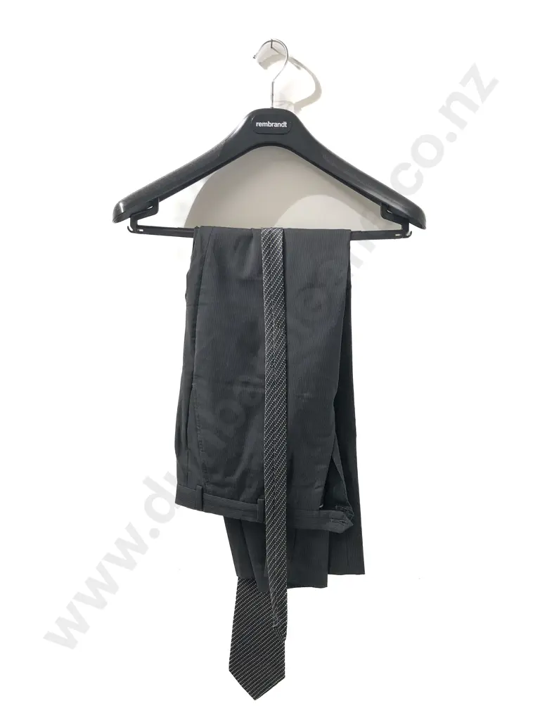Armani Collection Gents Suit Jacket & Trousers with Tie Image 1++