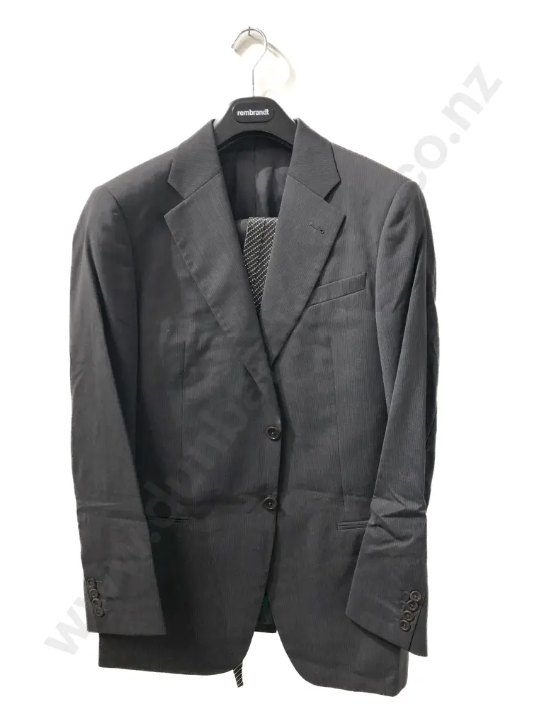 Armani Collection Gents Suit Jacket & Trousers with Tie Image 1++