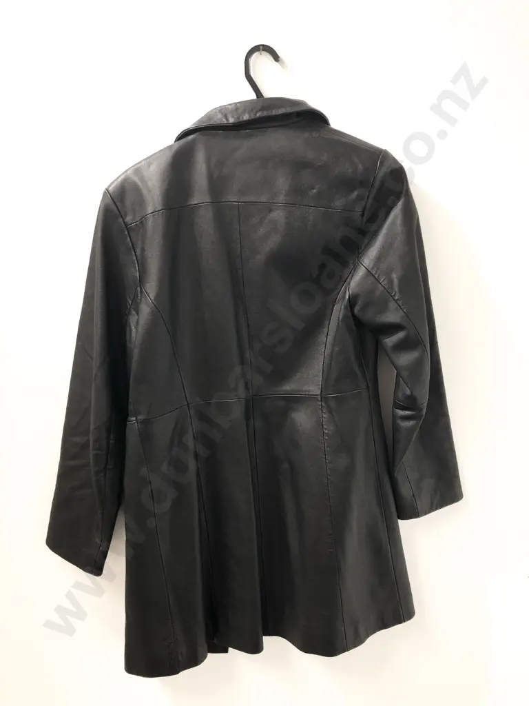 Max Size 10 Ladies Leather Three Quarter Jacket Image 1++