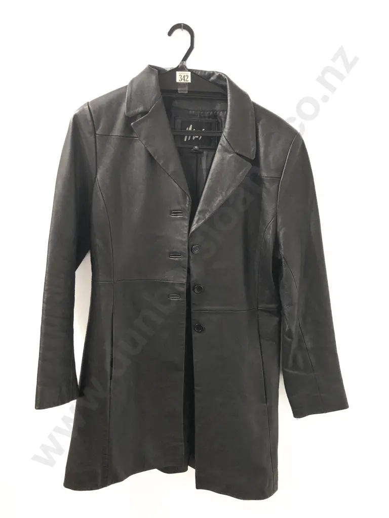 Max Size 10 Ladies Leather Three Quarter Jacket Image 1++