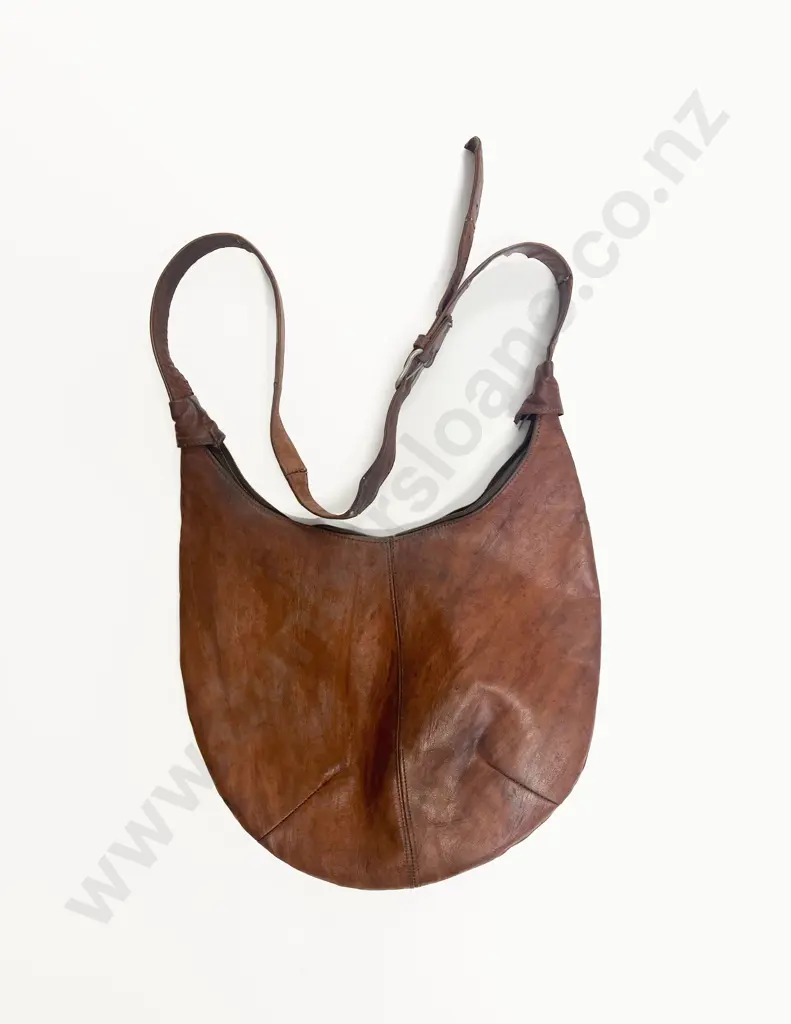 Vintage Oroton Leather Bag & Two Others Image 1++