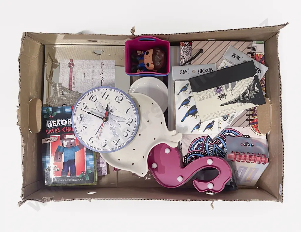 Two Boxes of Quantity of Assorted Decorative Homewares Image 1++