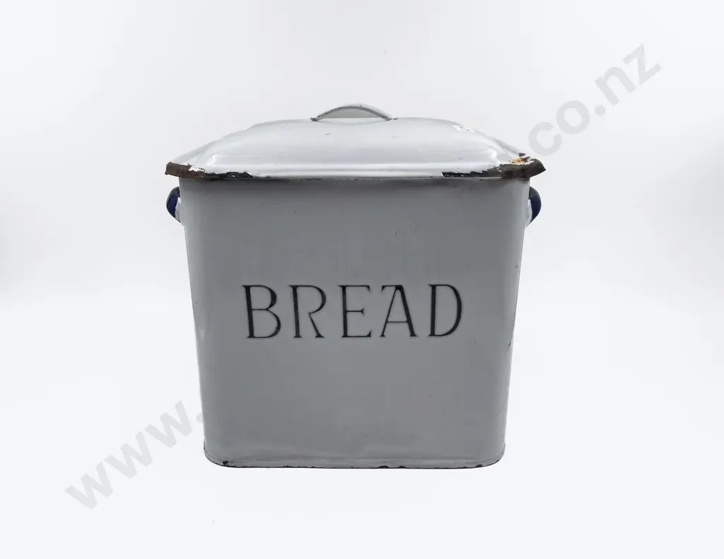 Vintage Enamel Bread Bin Image 1++