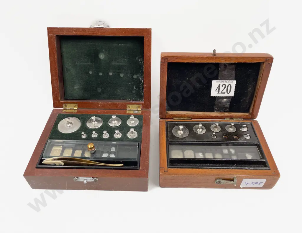 Two Cased Vintage Micro Weight Sets Image 1++