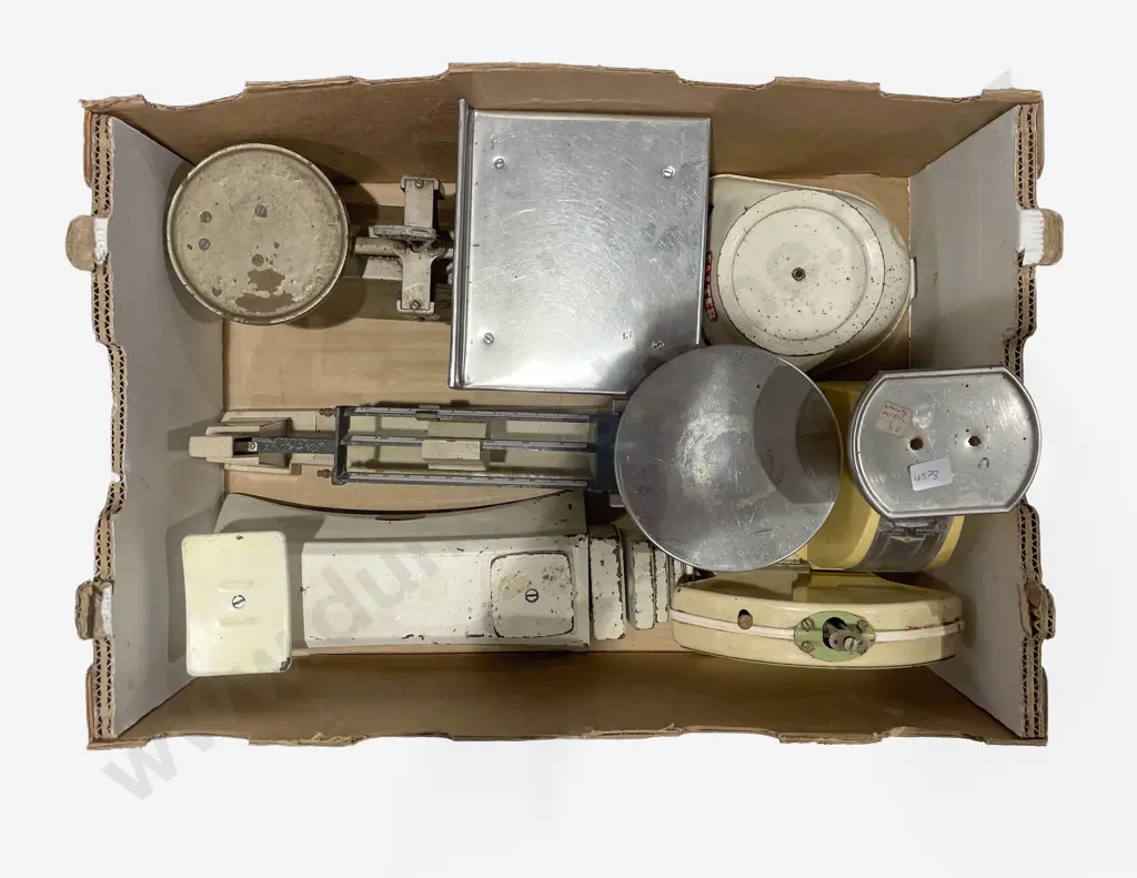 Box of Assorted Vintage Scales Image 1++