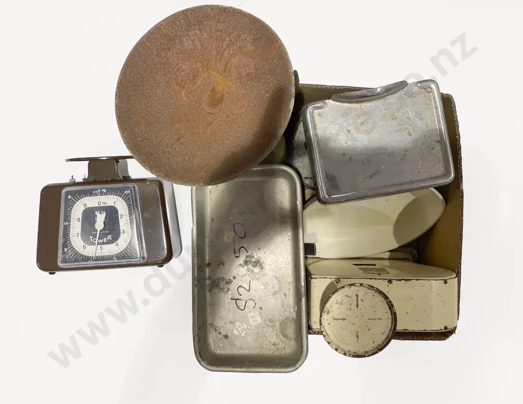 Box of Assorted Vintage Scales Image 1++