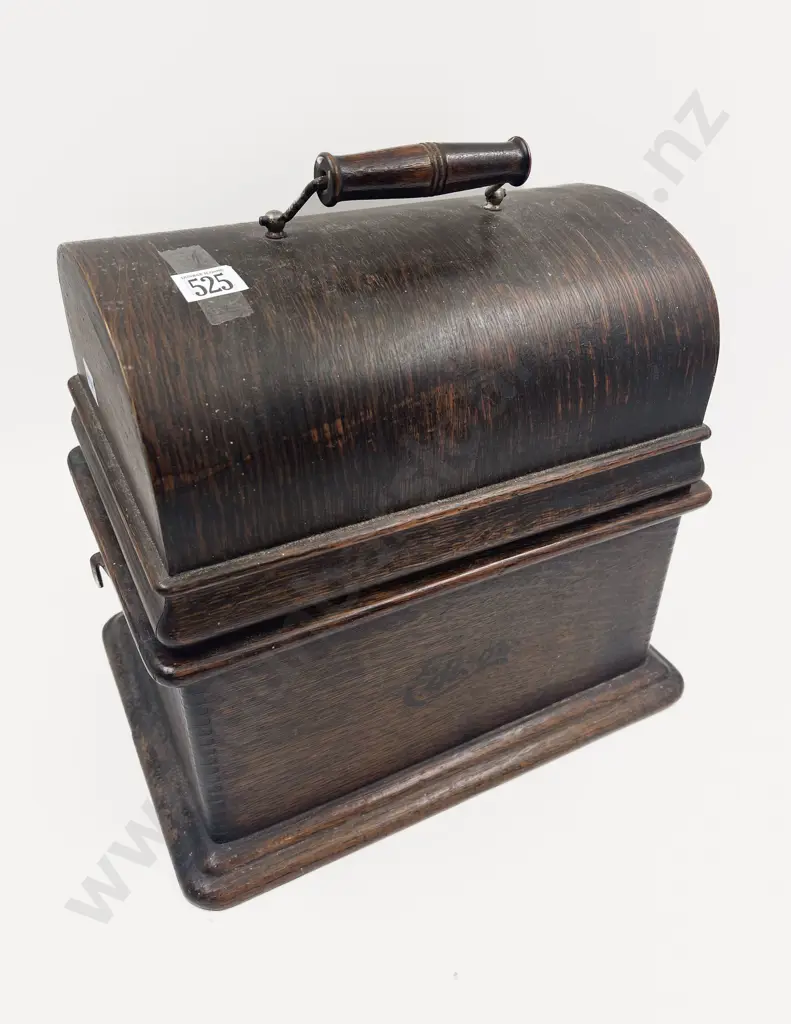 Vintage Edison Phonograph Image 1++