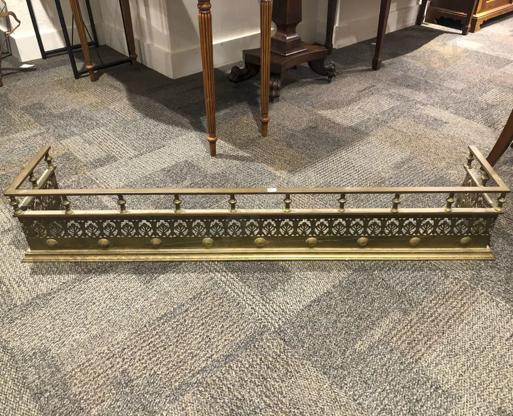 Vict Brass Fender Image 1++