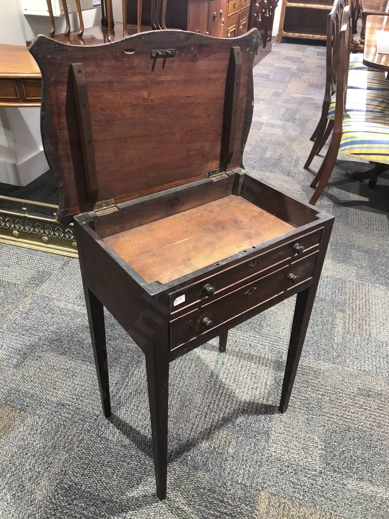 George III Mahogany Single Drawer Work Table With Hinged Lid Image 1++