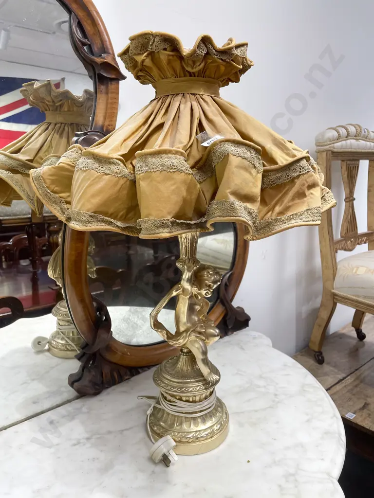 Cherub Form Decorative Gilt Lamp Image 1++