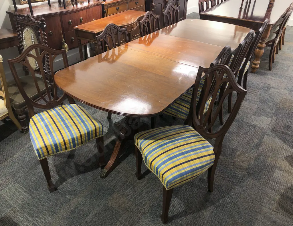 Georgian Style Mahogany D-End Extension Dining Table with Eight Hepplewhite Style Dining Chairs Image 1++