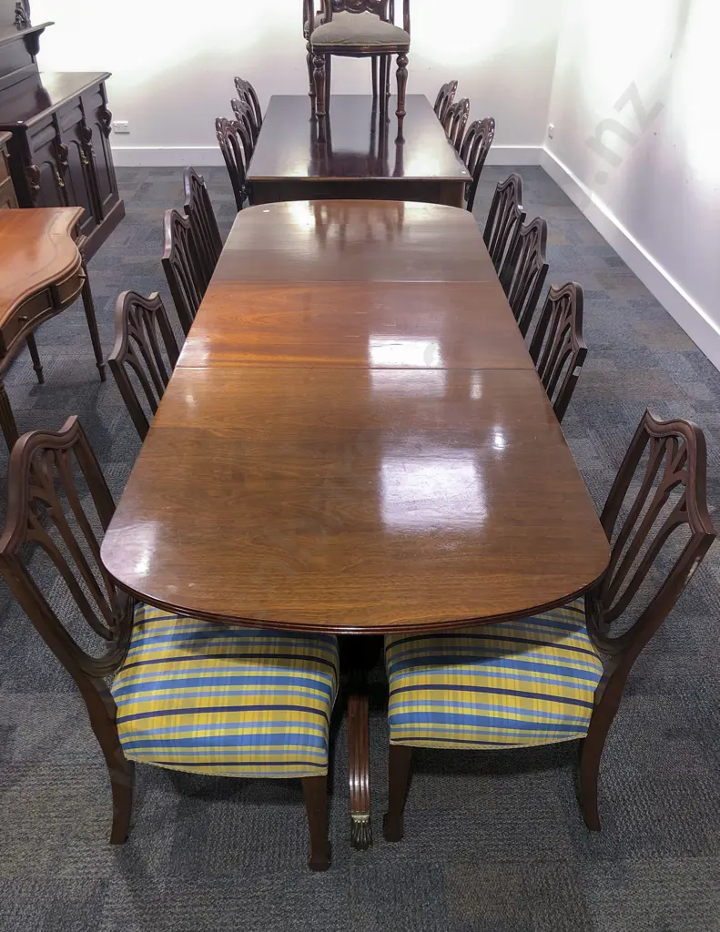 Georgian Style Mahogany D-End Extension Dining Table with Eight Hepplewhite Style Dining Chairs Image 1++