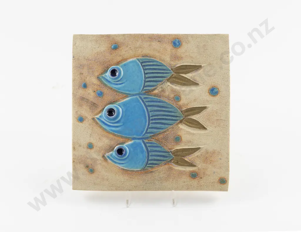 Peter Stewart Fish Tile Image 1++