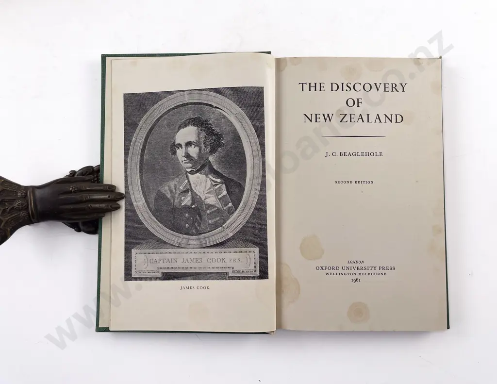 4 Volumes On Early NZ Image 1++