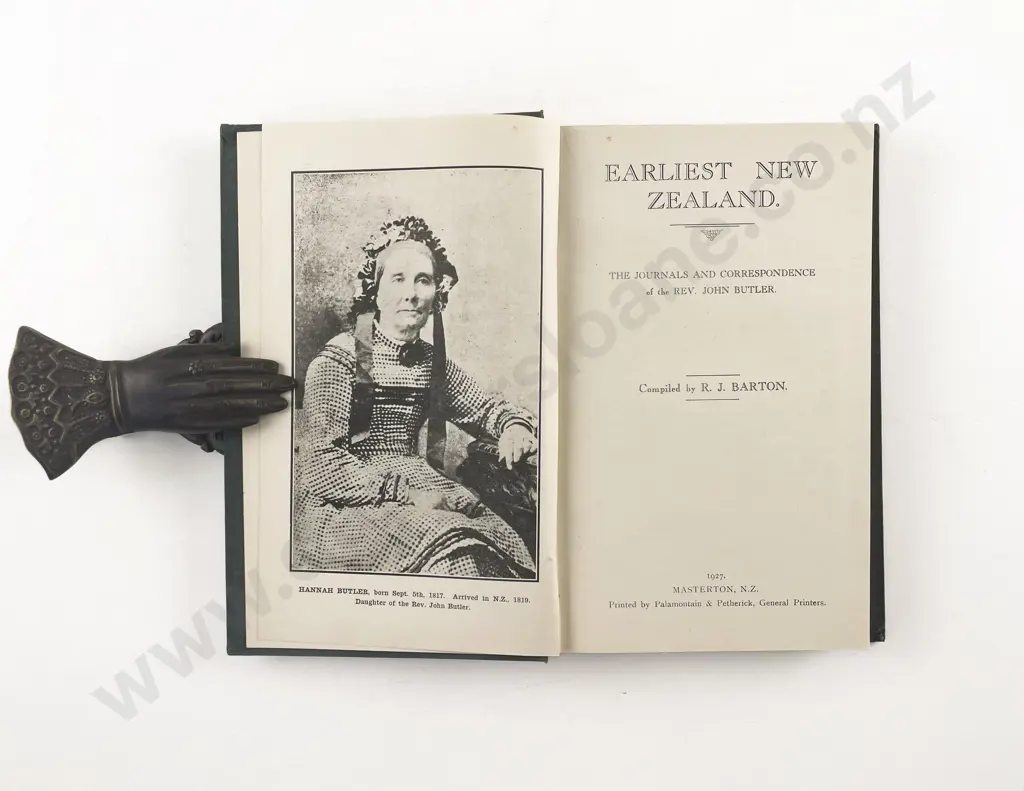 Barton R J - Earliest New Zealand Image 1++