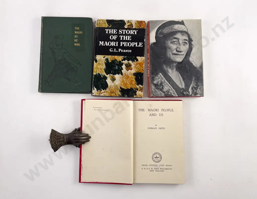 4 Various Maori Volumes Image 1++