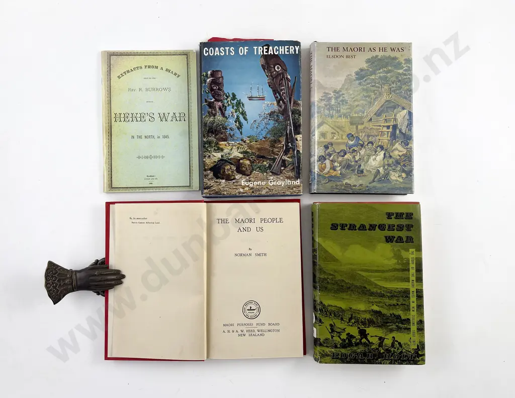 5 Various Maori Volumes Including The Wars Image 1++