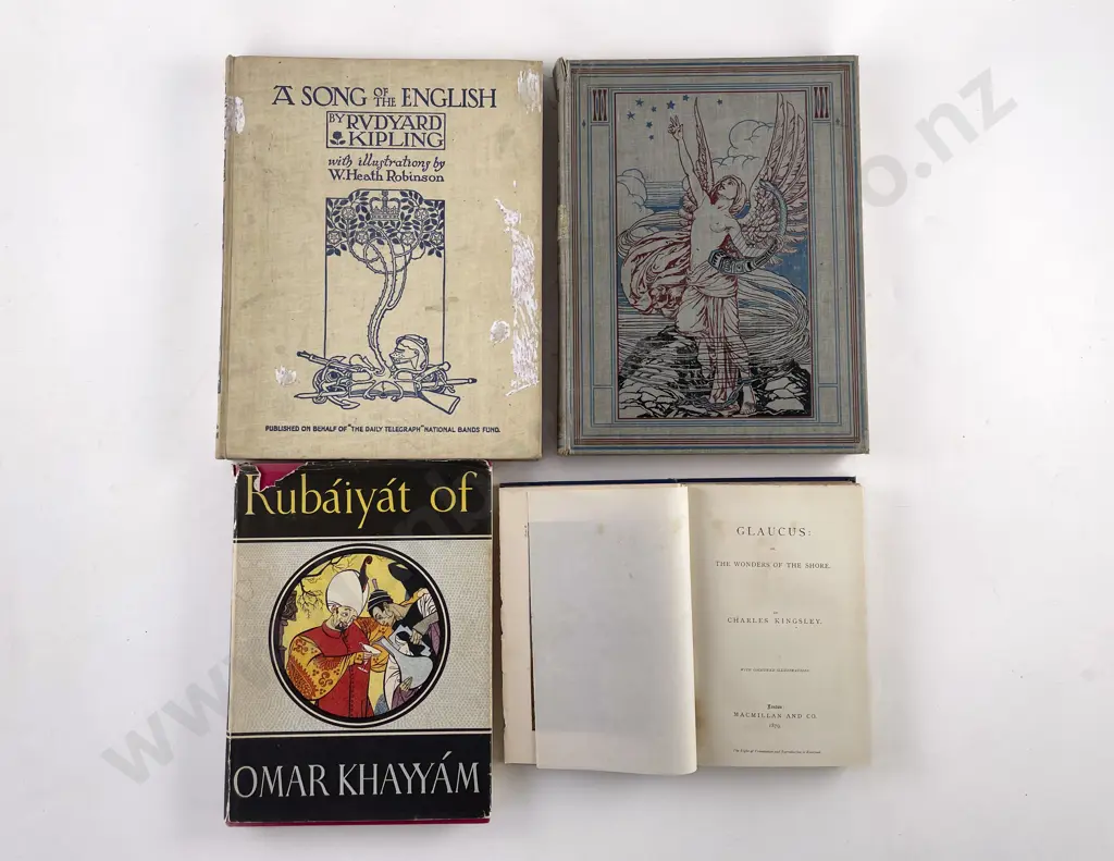 4 Classic Illustrated Volumes Image 1++