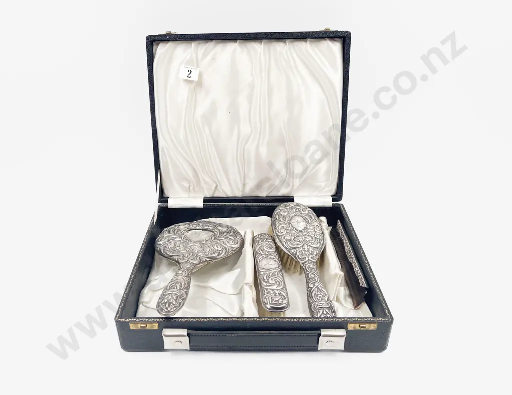 Cased 3pce Sterling silver Dressing Table Set together with S/S Backed Comb Image 1++