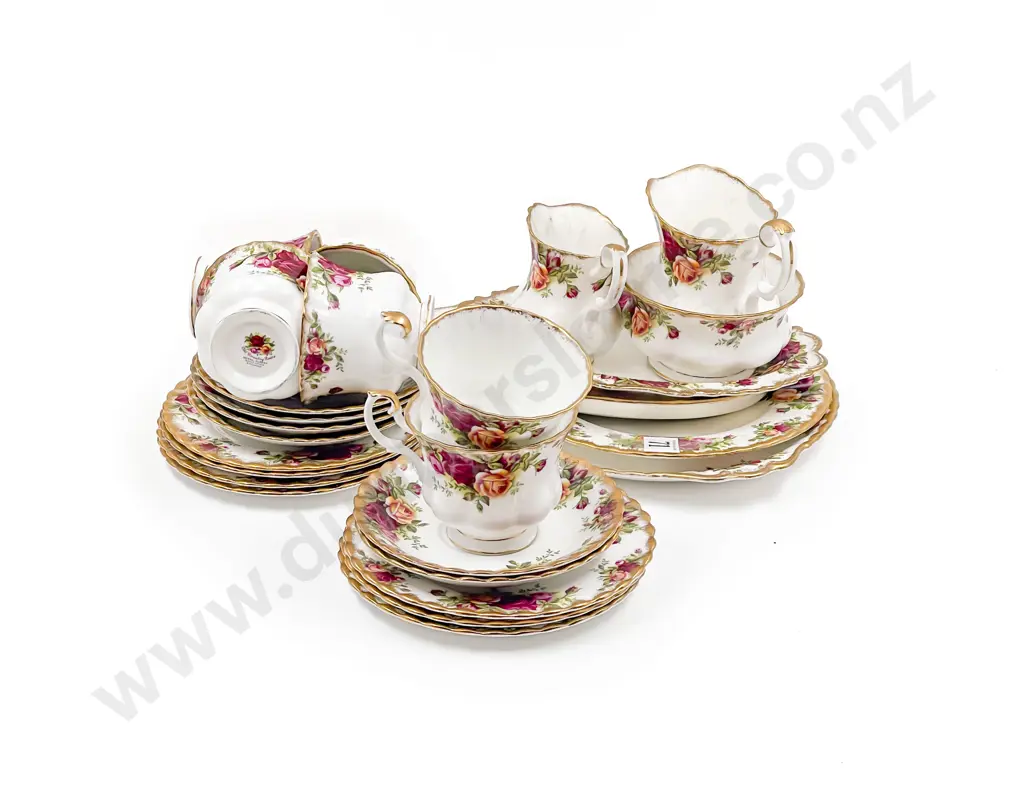 Quantity of Assorted Royal Albert "Old Country Roses" Image 1++