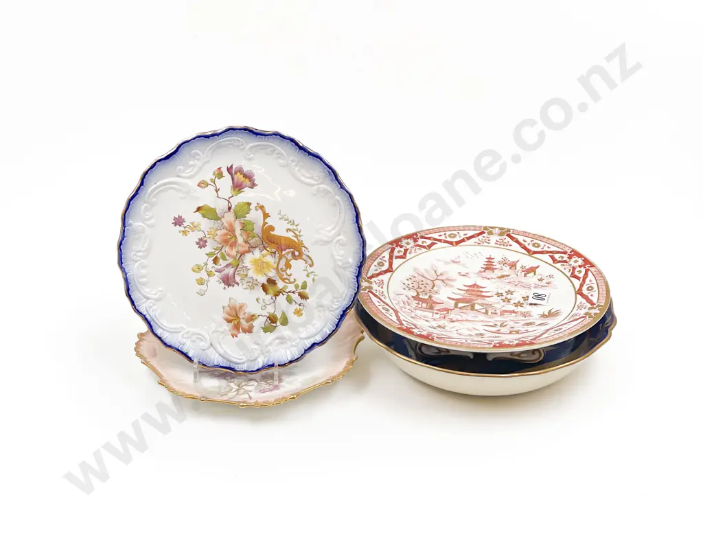 China Comport & Two Fancy China Plates with Other Image 1++