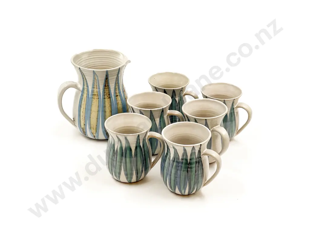 Hanmer Pottery Jug and Six Mugs Image 1++