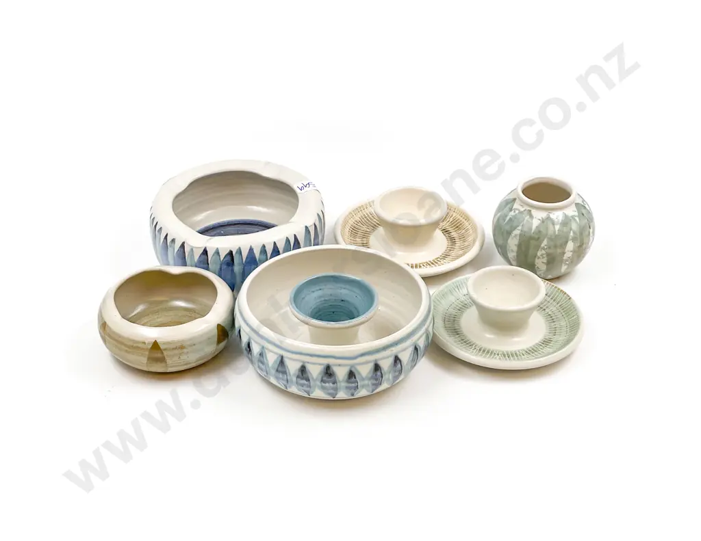 Six Pieces of Hanmer Pottery Image 1++