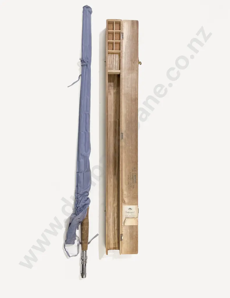 Vintage Fly Fishing Rod in Vintage Box Image 1++