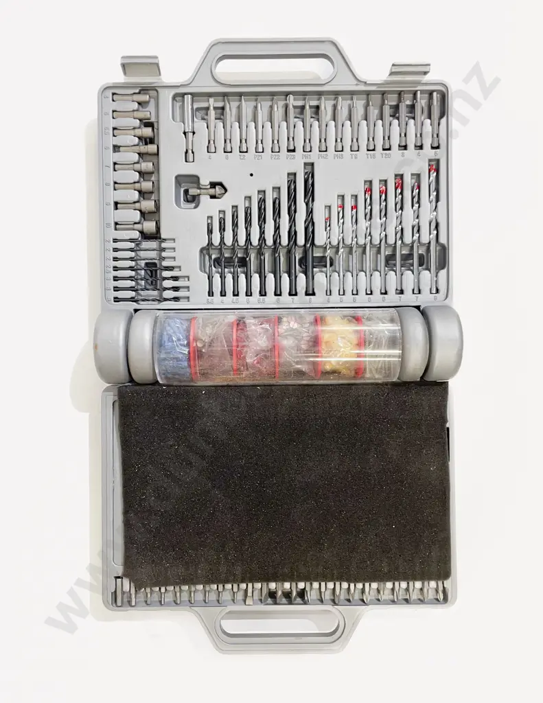 Cased Drill Bit Set Image 1++
