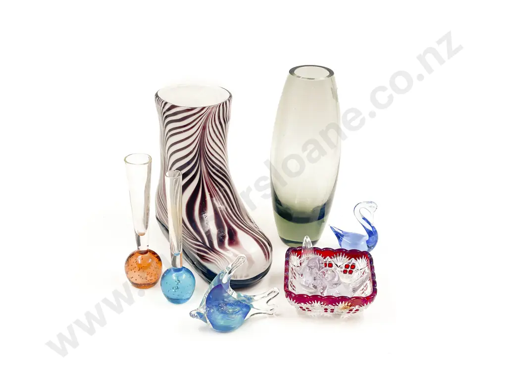 Holmgaard Vase together with Assorted Art Glass Image 1++