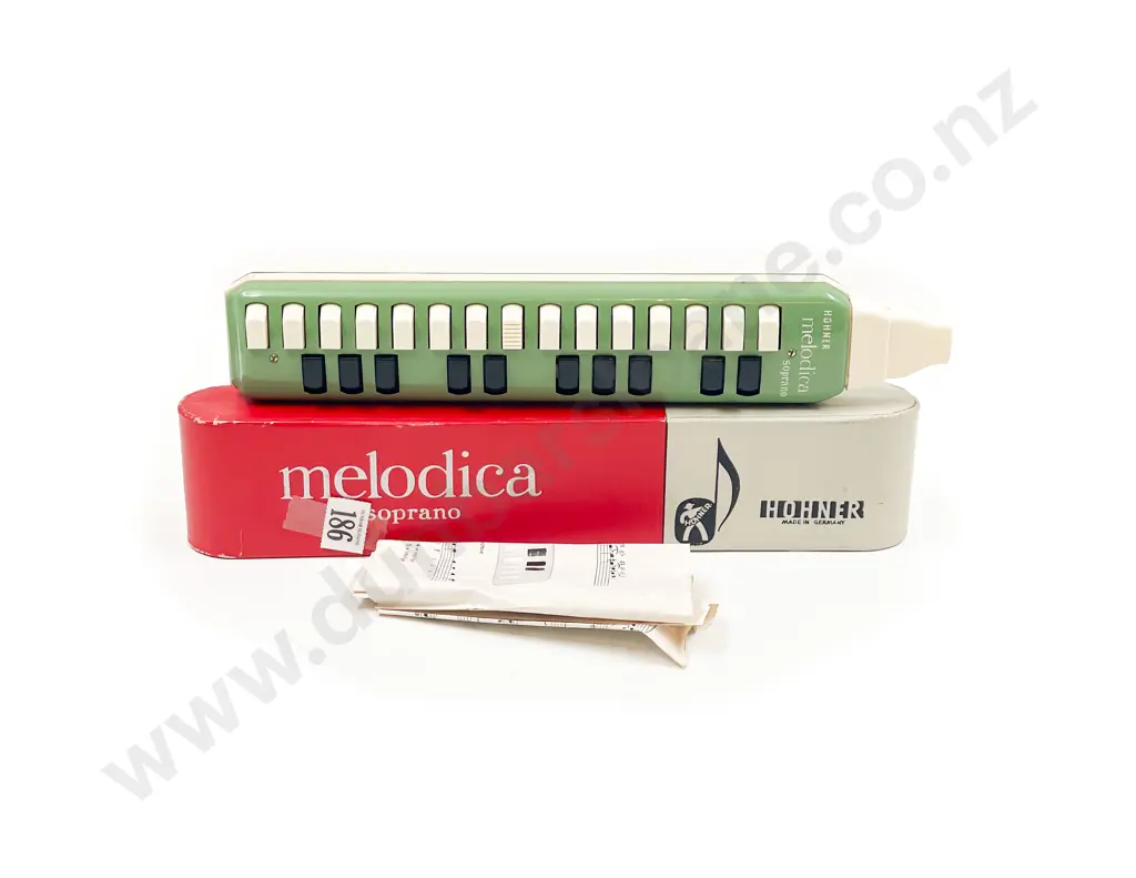 Hohner Melodica Soprano in Original Case Image 1++