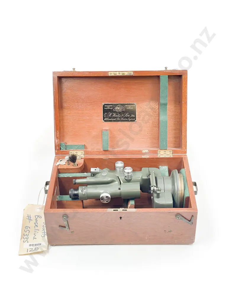 Original Cased Hilger & Watts Ltd Theodolite Image 1++