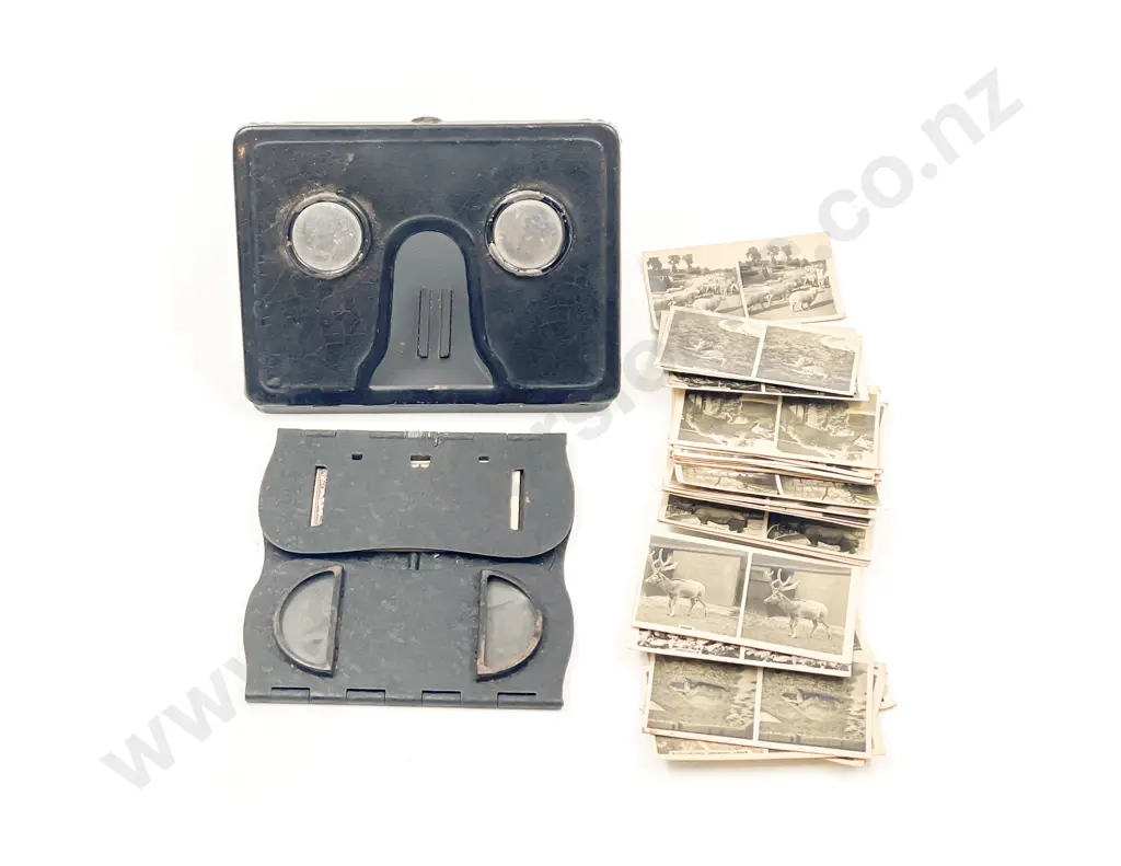 Two Vintage Cigarette Card Stereoscopes with some cards Image 1++