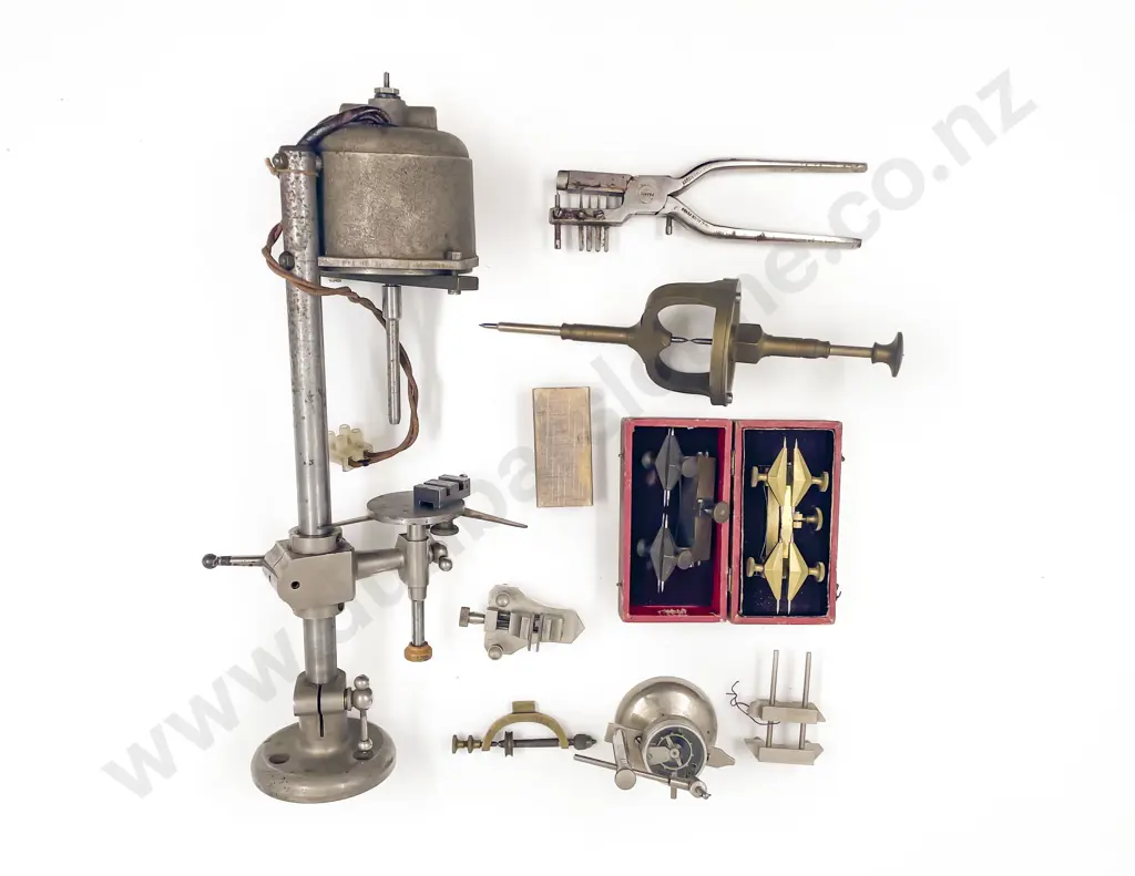 Assorted Vintage Jeweller's Tools Image 1++