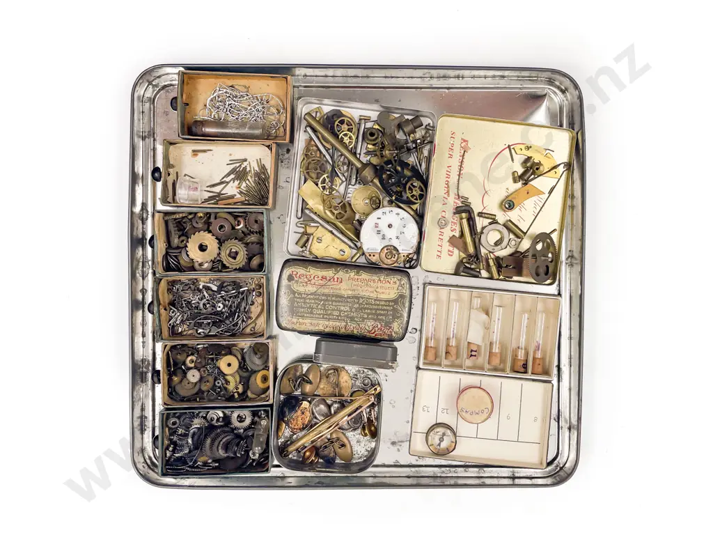 Quantity Watchmaker's Parts Image 1++