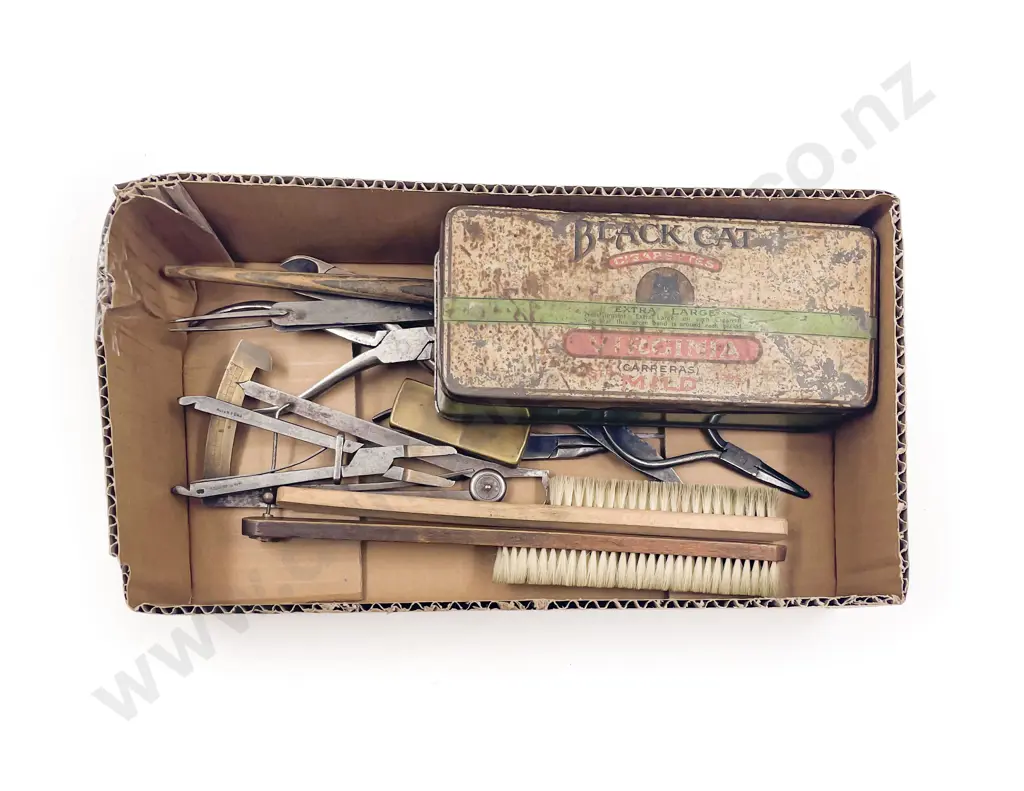 Vintage Jeweller's Watchmakers Tools Image 1++
