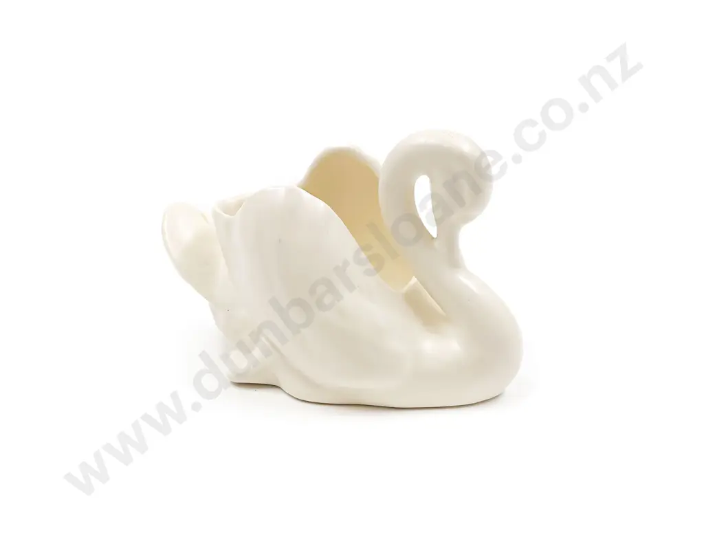 Crown Lynn Small Swan with Tiki Mark to Base Image 1++