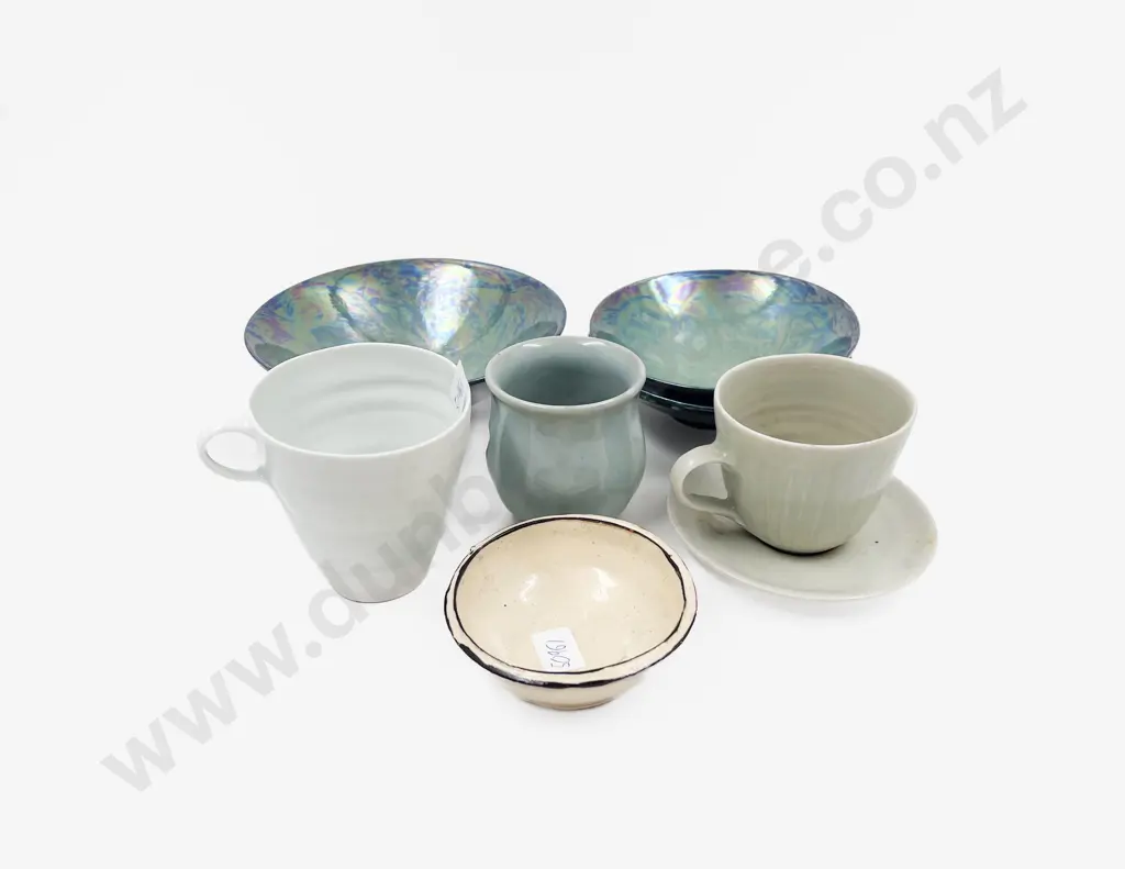Quantity of Assorted Pottery including Three Danny Moorwood Oil Glazed Bowls Image 1++