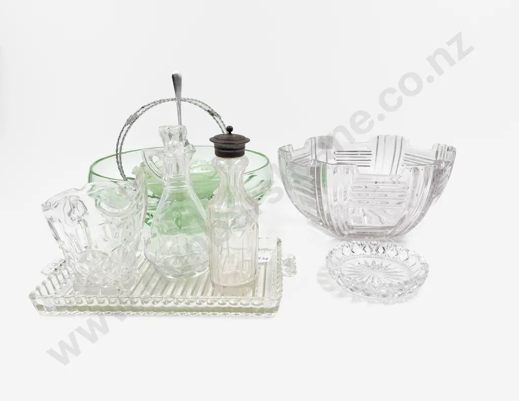 Quantity of Assorted Pressed Glass etc Image 1++