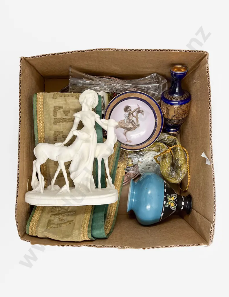 Box Quantity of Assorted Image 1++