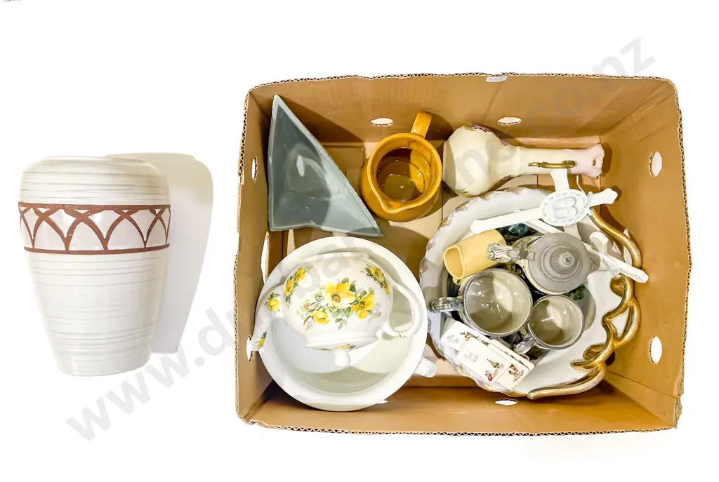 Box of Assorted China etc Image 1++