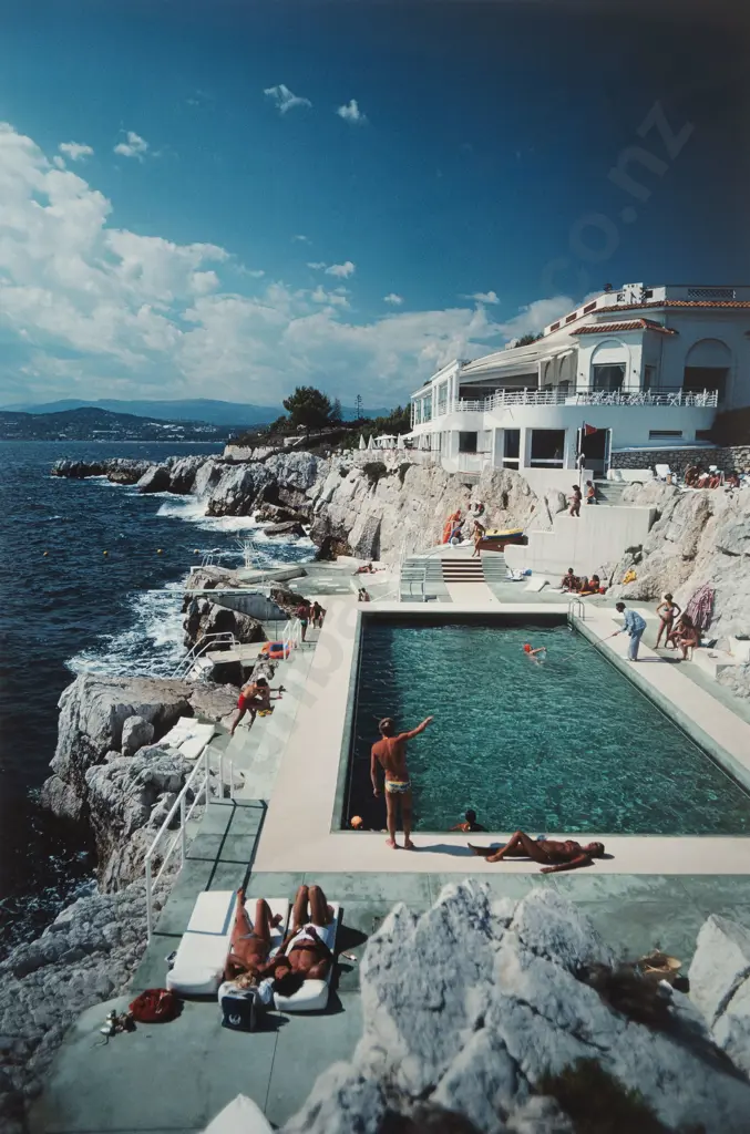 After Slim Aarons - Hotel Du Cap-Eden-Roc - Reproduction Print Image 1++