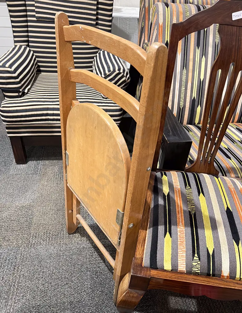 Vintage Oak Folding Chair Image 1++