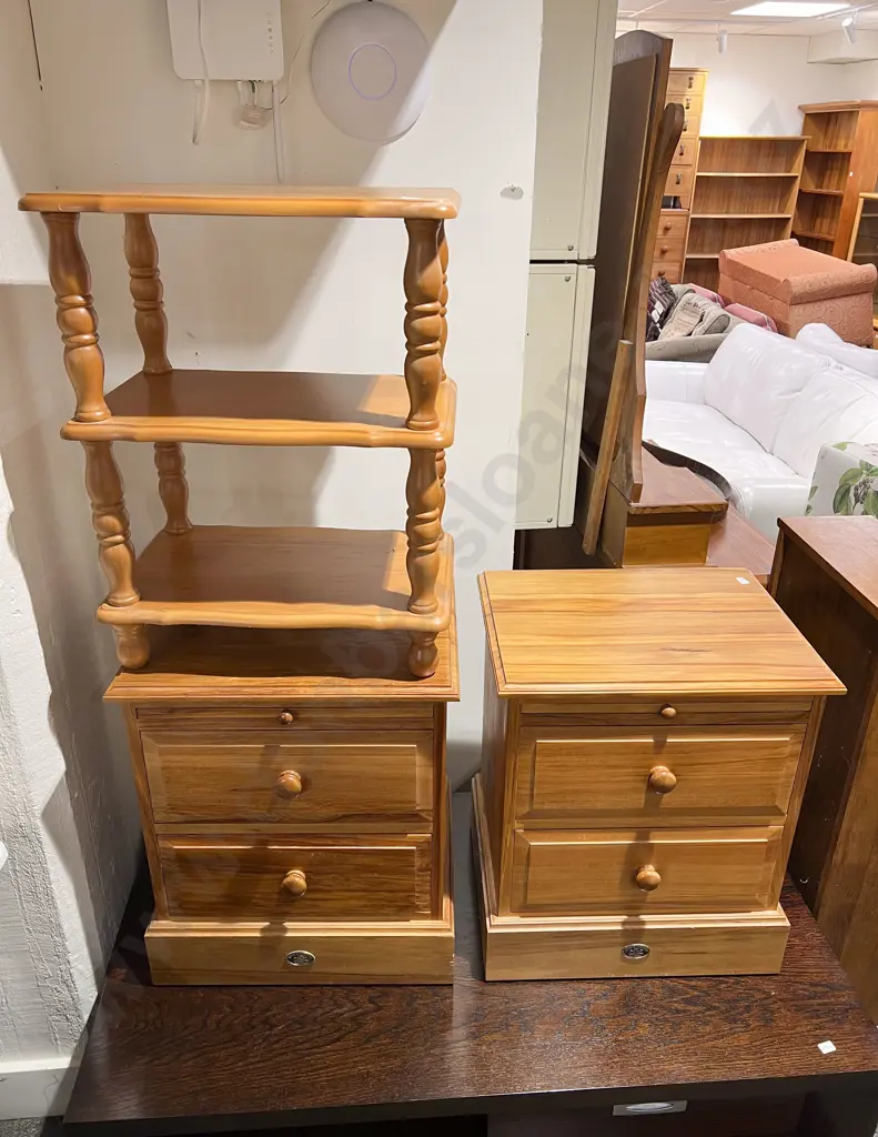 Pair of Town & Country Made Bedside Drawers together with Whatnot Image 1++