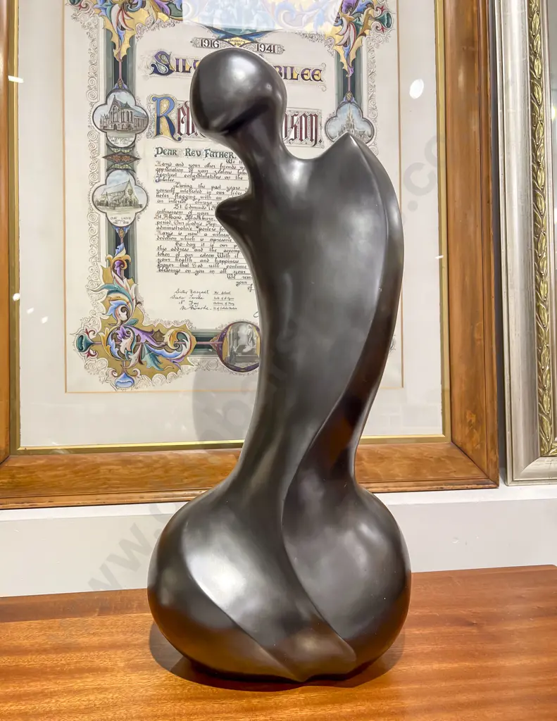 A Weighted Sculpture Form Image 1++