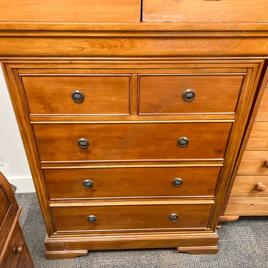 Modern Five Drawer Chest of Drawers