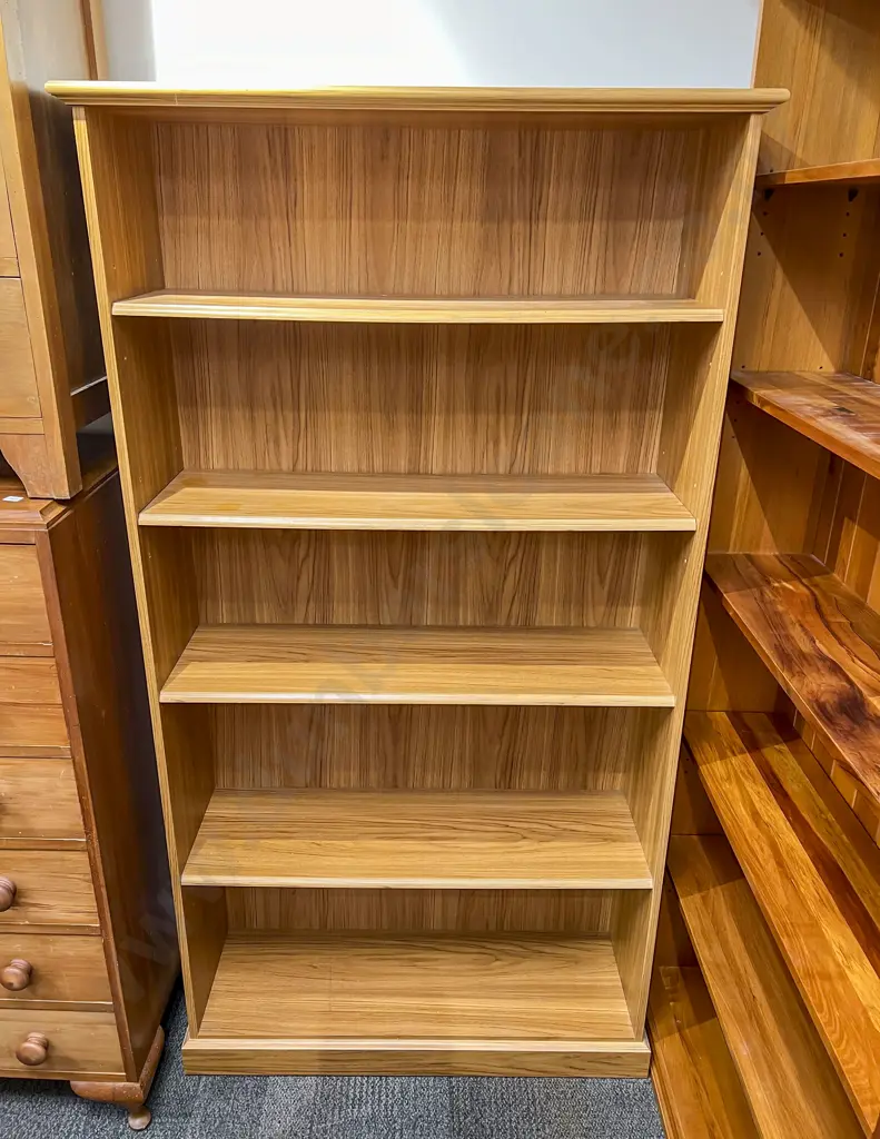Modern Bookcase Image 1++