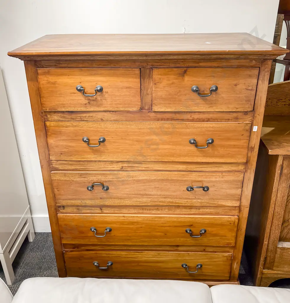 Large Hardwood Six Drawer Chest Image 1++