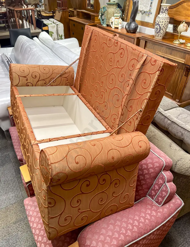Upholstered Ottoman Image 1++